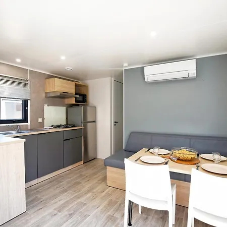 Bella Vista Кемпинг Кальви