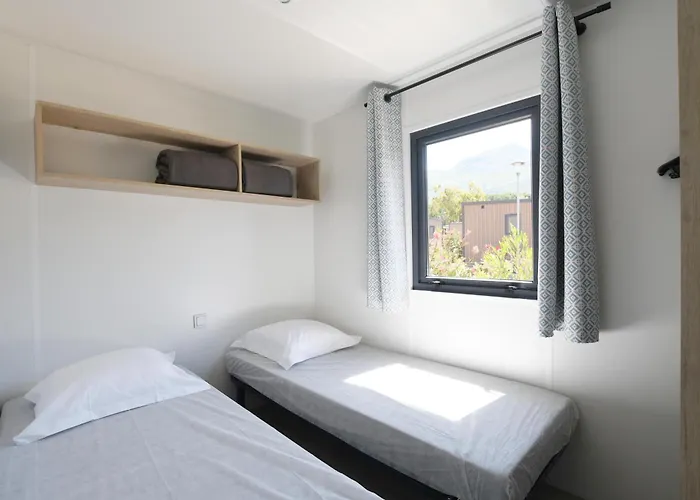 Bella Vista 3* Calvi (Corsica)