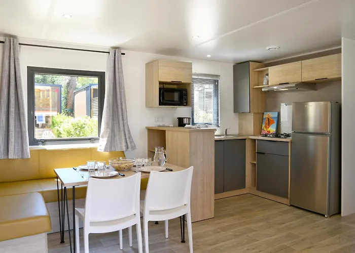 Bella Vista Kamp alanı Calvi (Corsica)