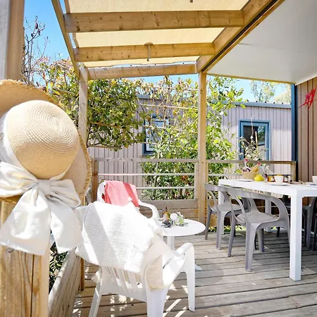 Bella Vista 3* Calvi (Corsica)