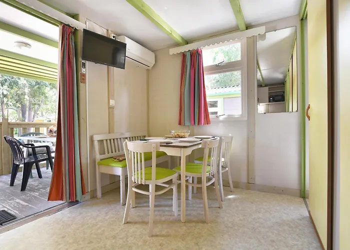 אתר קמפינג Bella Vista 3*