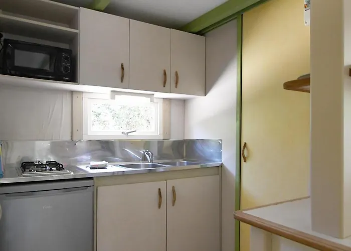 Bella Vista אתר קמפינג