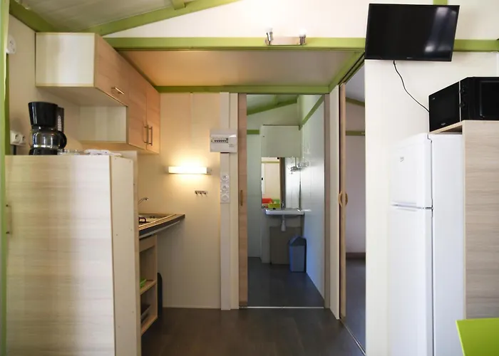 אתר קמפינג Bella Vista 3*