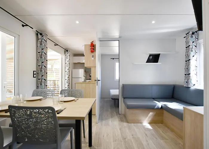 אתר קמפינג Bella Vista 3*